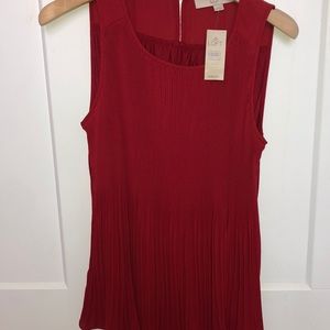 ANN TAYLOR LOFT red pleated blouse